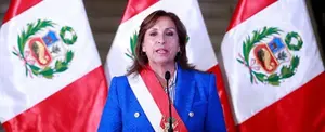 Anuncian adelanto de elecciones generales tras crisis en Perú