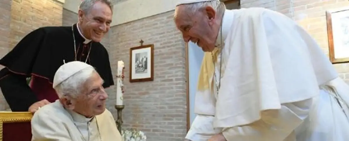 Reportan agravamiento de la salud de papa emérito Benedicto XVI