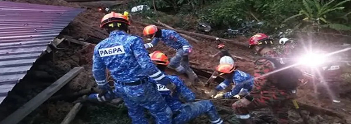Al menos 19 muertos en Malasia por desprendimiento de tierra