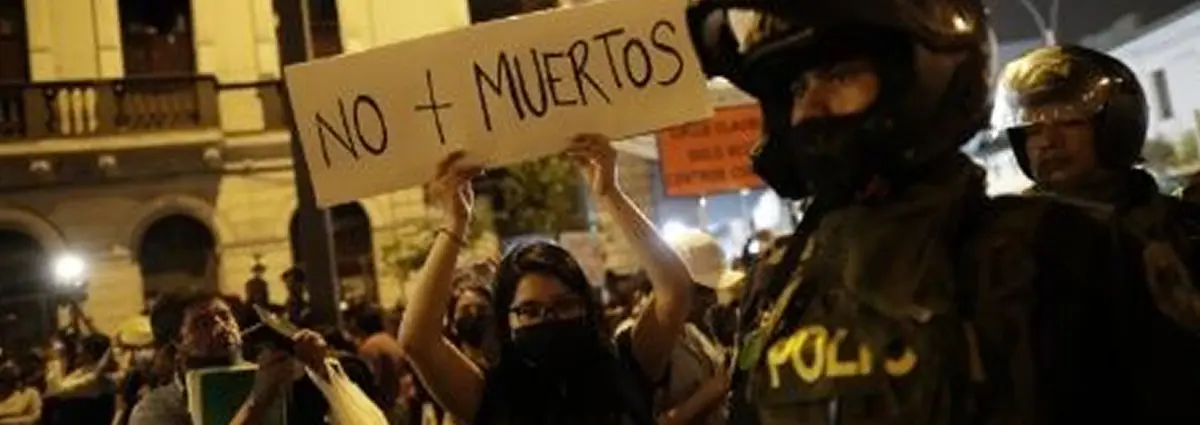 Represión policial contra manifestaciones en Perú dejan 25 muertos