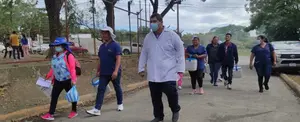 Familias de Tipitapa se vacunan contra el Covid-19 en vísperas de navidad