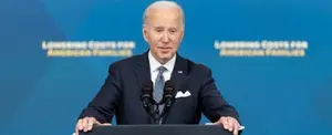 Biden pide prohibición de armas de asalto