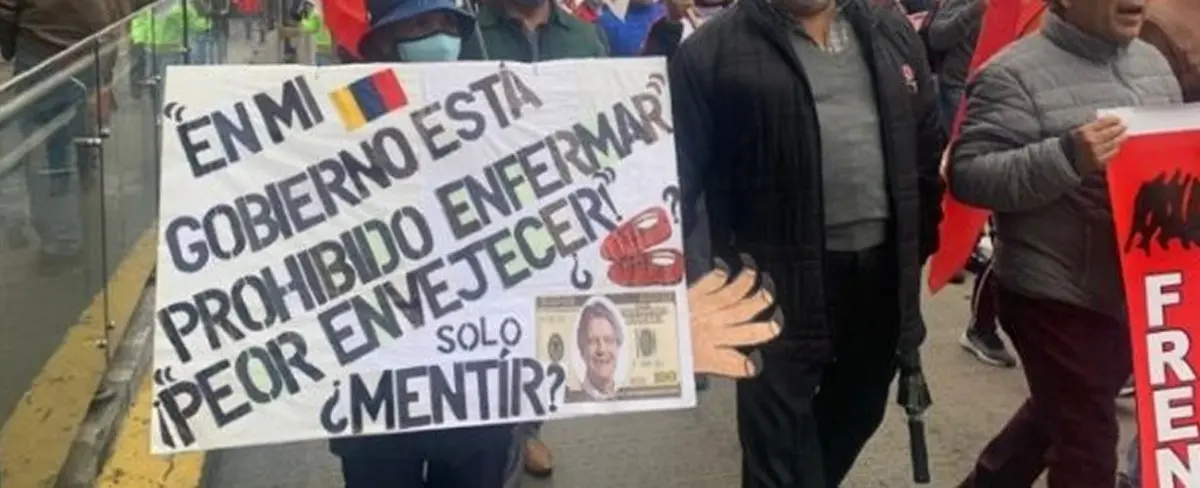 Ecuatorianos protestan contra reformas a la seguridad social