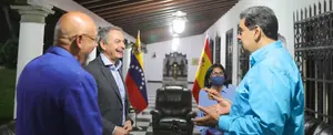Presidente Maduro sostiene encuentro con gobernador de España