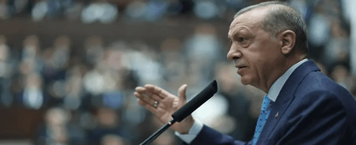 Turquía anuncia adelanto de elecciones presidenciales