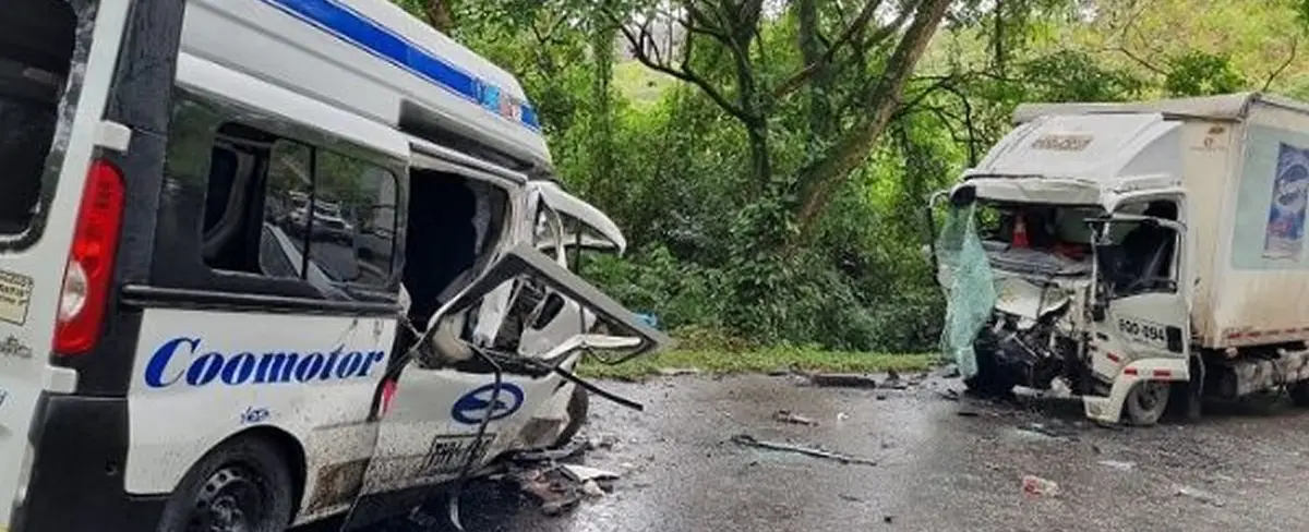 Fuerte accidente deja 9 muertos en Huila, Colombia