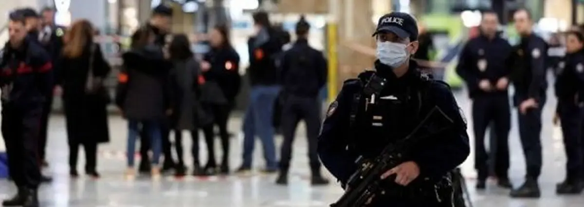 Ataque en estación de trenes de París deja seis heridos