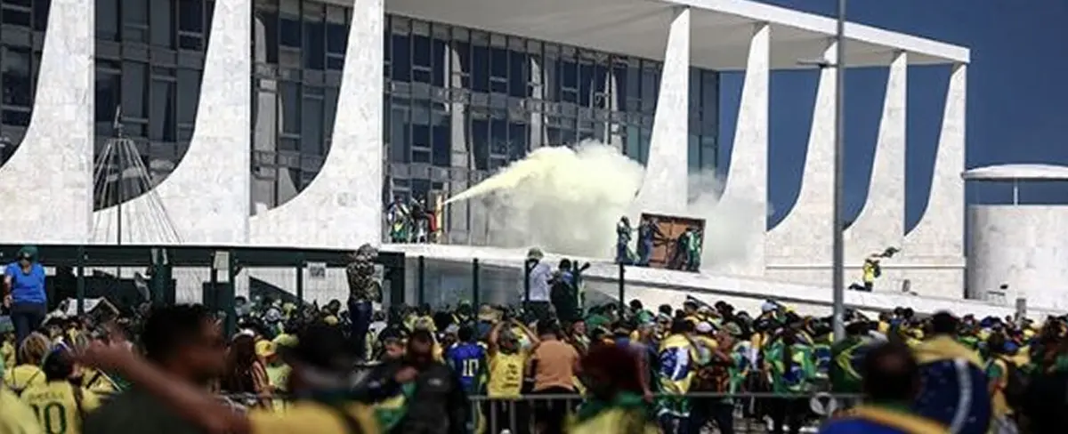 Supremo brasileño suspende a gobernador de Brasilia por 90 días