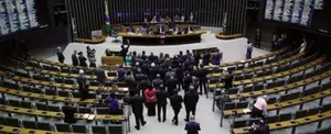 Legislativo respalda intervención federal en Brasilia