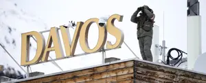 Reunión de magnates en Davos, Suiza, genera polémica