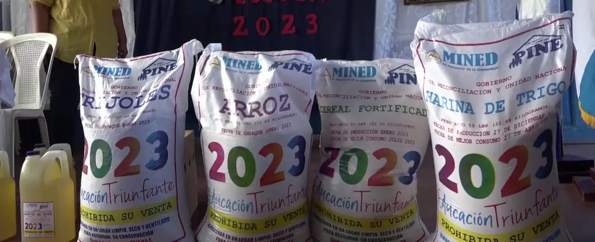 Colegio Experimental México recibe la Merienda Escolar