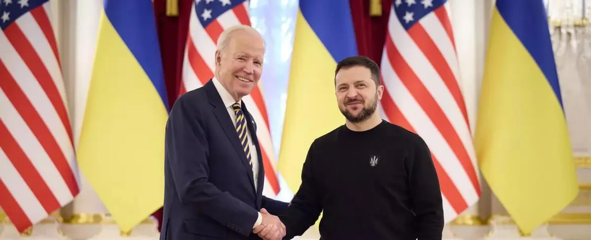 Biden arriba a Ucrania en visita no anunciada