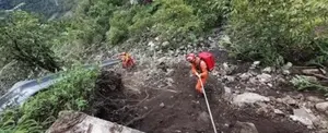 China: 2 personas mueren y 50 quedan desaparecidas tras colapso de mina