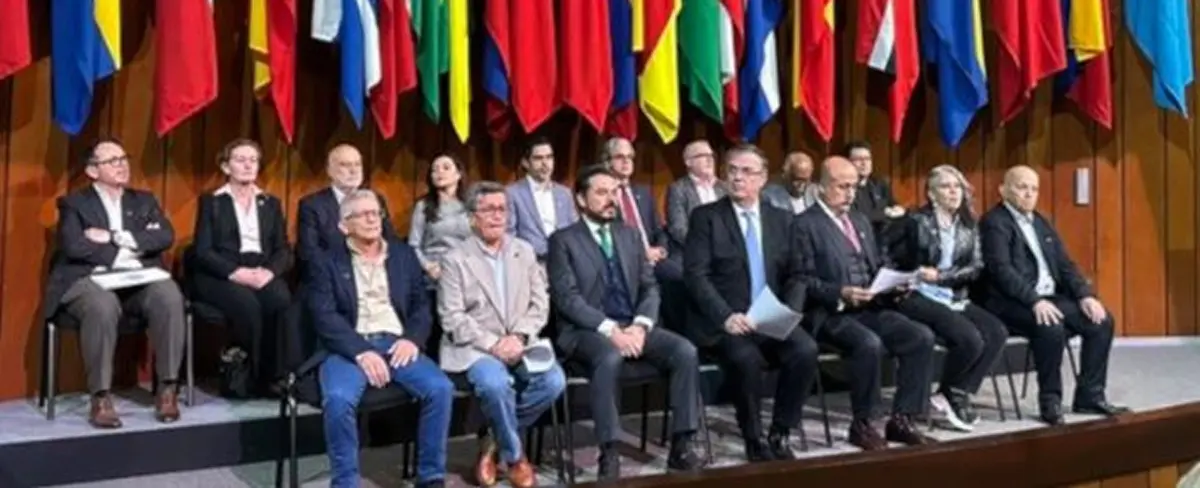 Colombia y ELN inician segunda fase de diálogo en México
