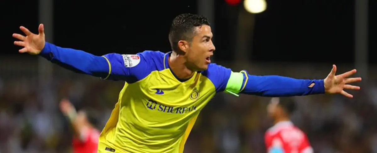 Cristiano Ronaldo marca 4 goles ante el Wehda de Arabia