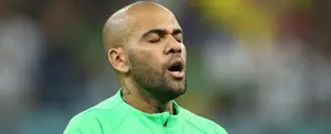 Dani Alves es condenado a 4 años y 6 meses de prisión