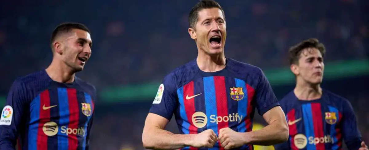 Barcelona vence al Cádiz (2-0) y mantiene liderato de La Liga