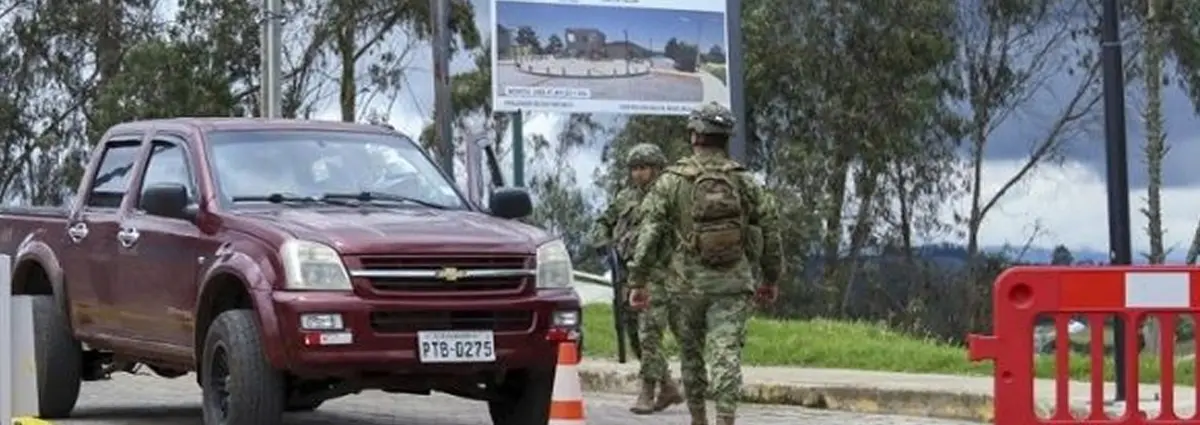 Colombia y Ecuador elevan vigilancia fronteriza a narcotráfico