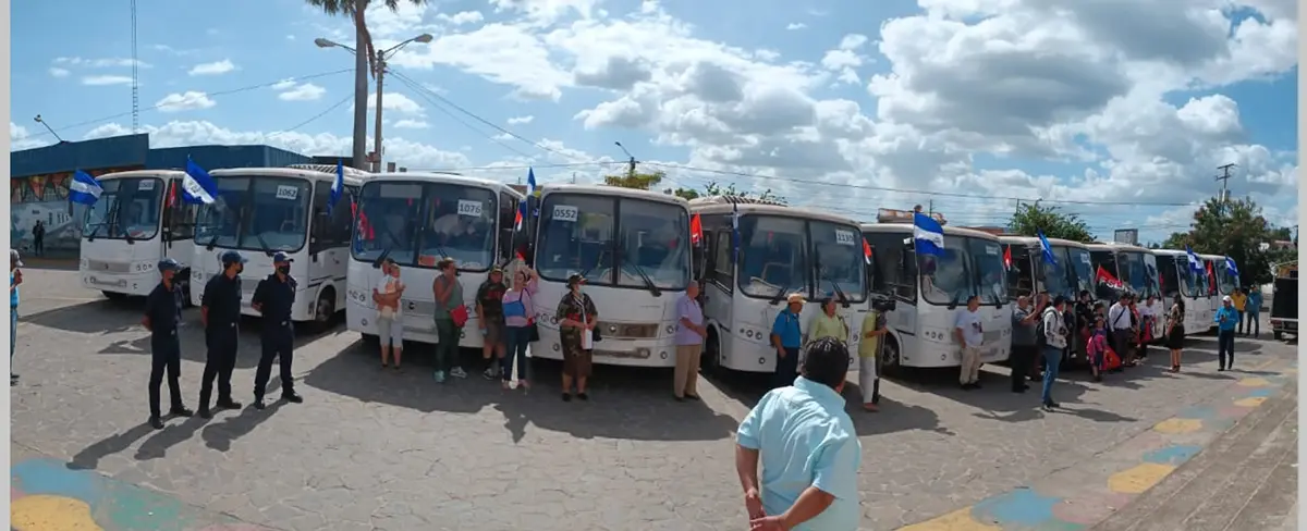Llegan a la cuna del folclore 10 nuevos buses rusos