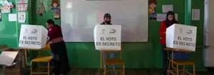 Electorado ecuatoriano rechaza referéndum impulsado por Lasso