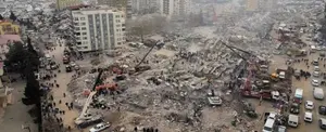 Aumentan en más de 23 mil los fallecidos por terremotos en Turquía y Siria
