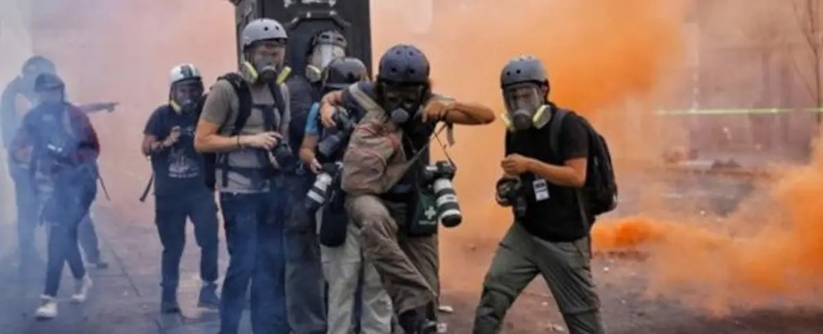 Registran 153 periodistas atacados durante protestas en Perú