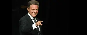 Luis Miguel desmiente orden de aprehensión en su contra