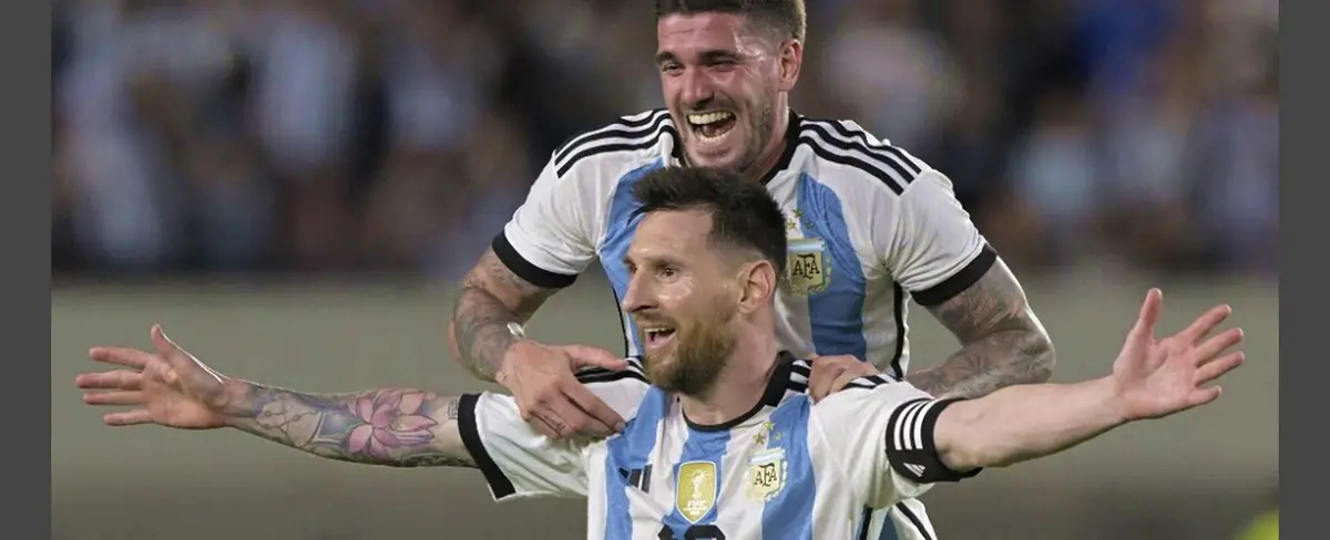 Messi alcanza el gol 800 en su carrera futbolística