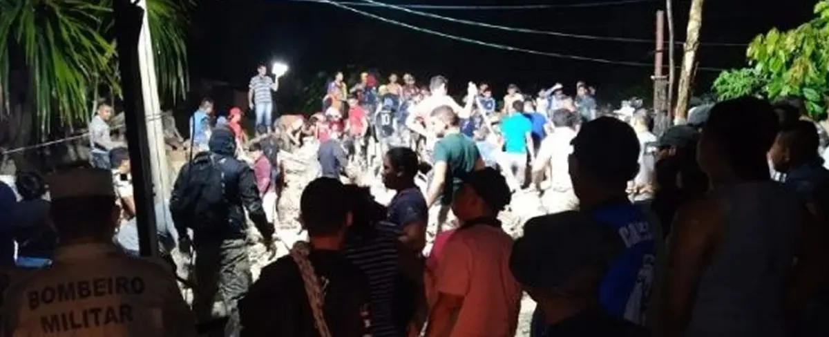 Mueren 8 personas tras deslizamiento de tierra en Brasil