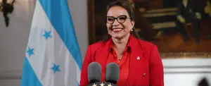 Presidenta de Honduras ordena abrir relaciones con China