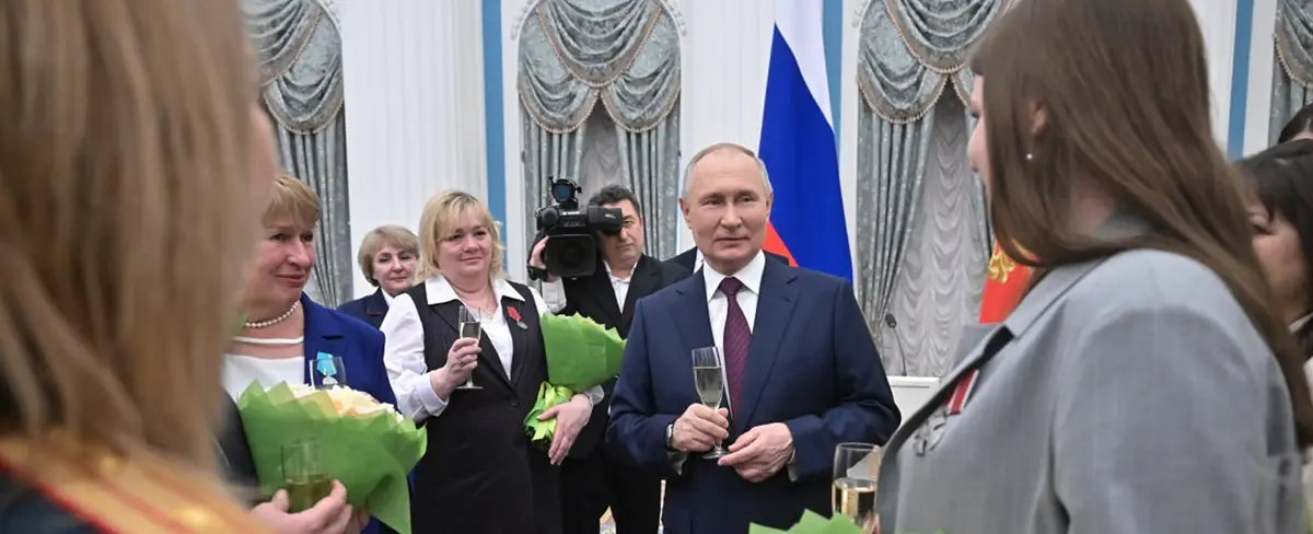 Putin felicita a las mujeres rusas en su Día