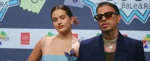 Rosalía y Rauw Alejandro lanzan tema musical con mensaje de posible boda