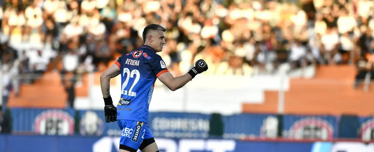 Video: este podría ser el gol más largo de la historia del fútbol