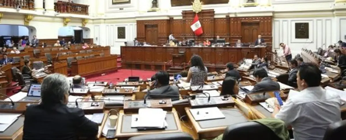 Congreso de Perú recibe moción de vacancia contra Dina Boluarte