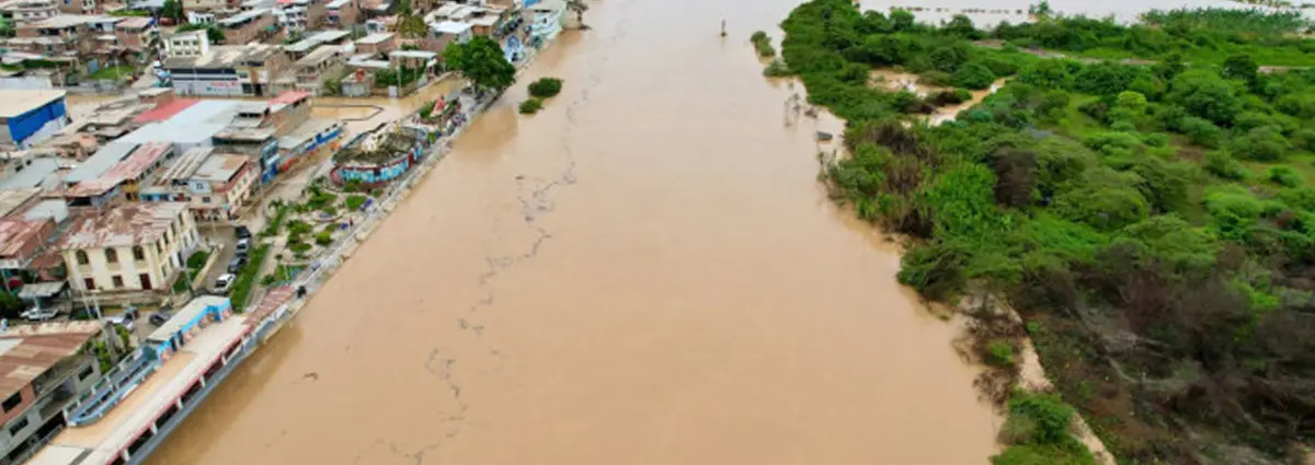 Gobierno peruano decreta emergencia por intensas lluvias