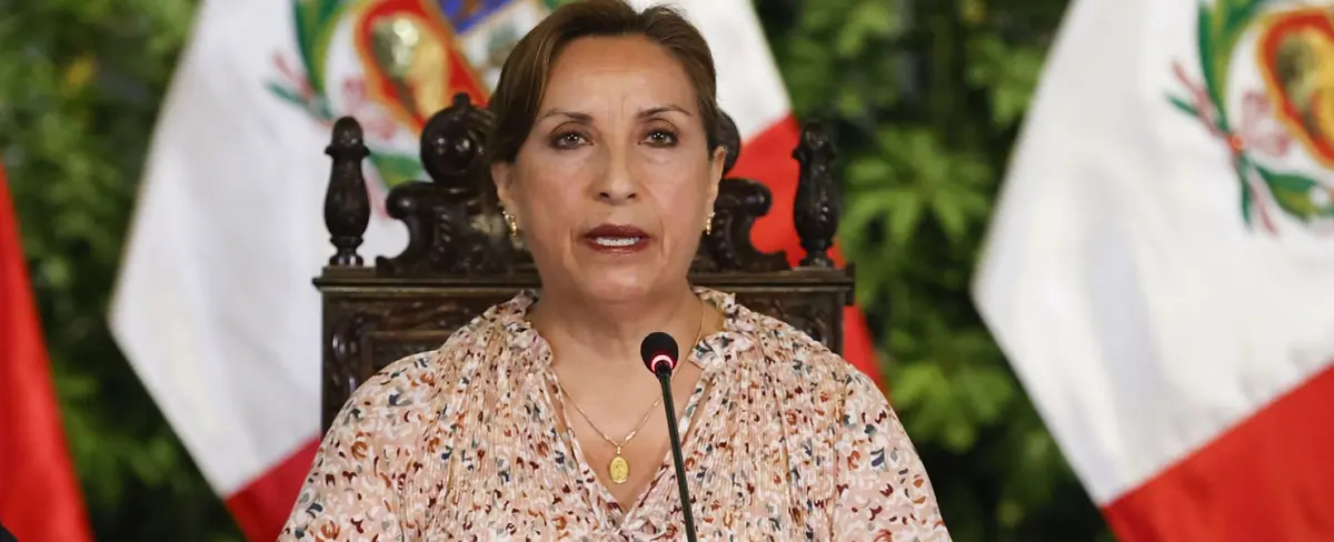 Investigarán a presidenta peruana por organización criminal