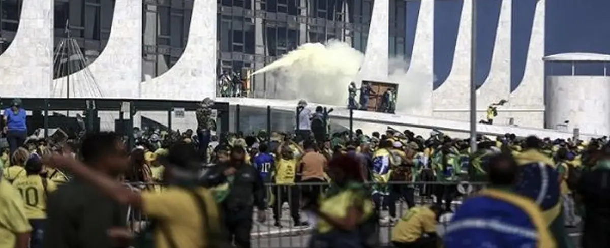 Ejecutan órdenes judiciales contra 78 golpistas en Brasil