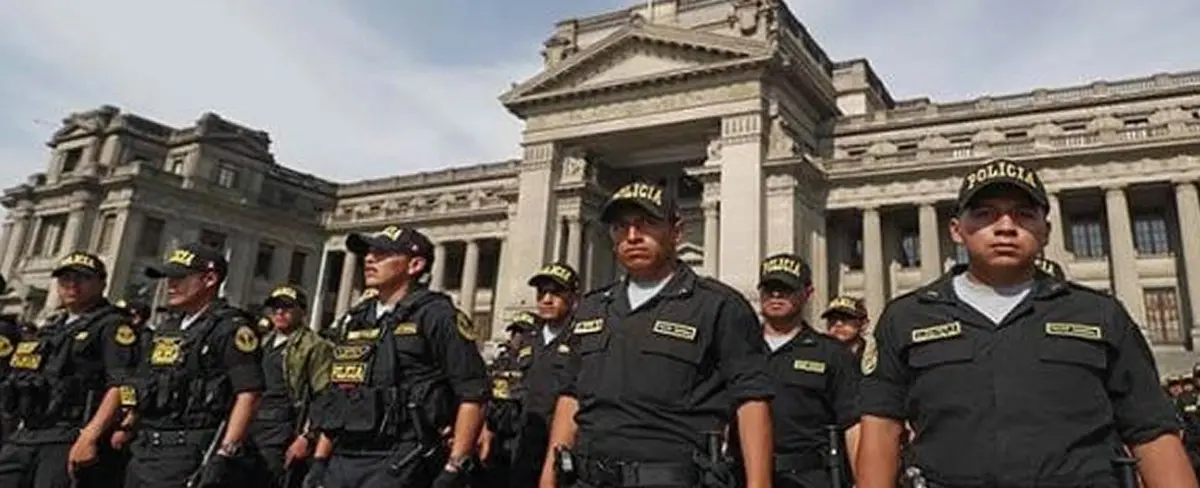Perú anuncia reforma policial por supuestos casos de corrupción