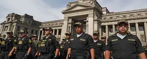 Perú anuncia reforma policial por supuestos casos de corrupción