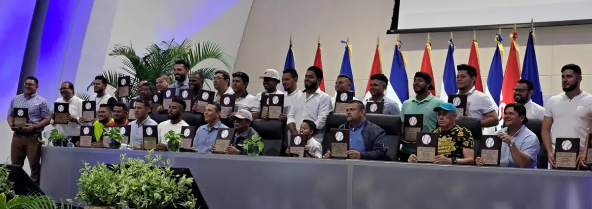 Selección de Nicaragua reivindicó el valioso talento de los peloteros pinoleros