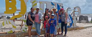 Galería: Miles de veraneantes arribaron a Playas de El Bluff a disfrutar en familia este sábado