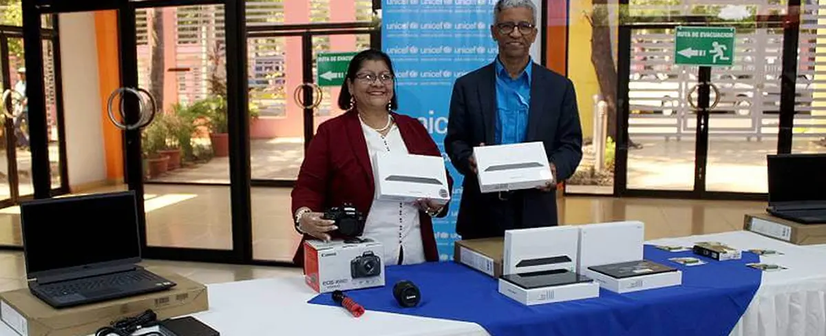 Mined recibe donación que fortalece el aprendizaje en escuelas de educación especial
