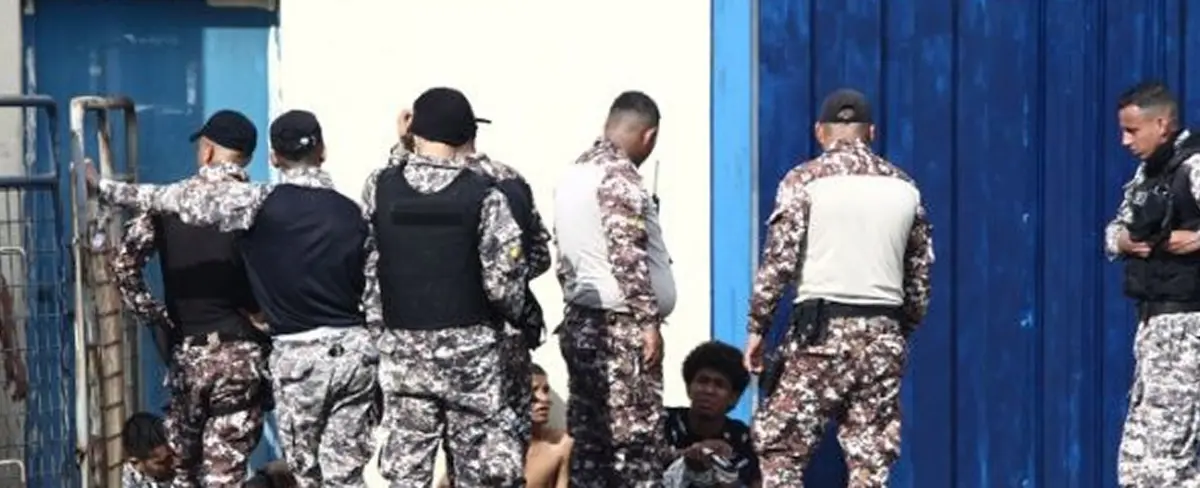 Reportan 12 reos fallecidos tras balacera en cárcel ecuatoriana