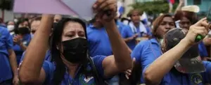 Docentes demandan cumplimiento de acuerdos al gobierno de Panamá