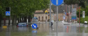 Inundaciones dejan 8 muertos y 13 mil evacuados en Italia