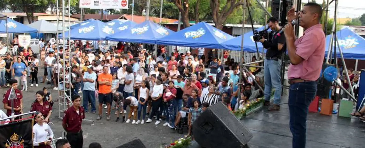 Celebran el 51 Aniversario de de fundación de la Colonia Primero de Mayo