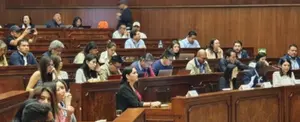 Debaten juicio político contra presidente de Ecuador