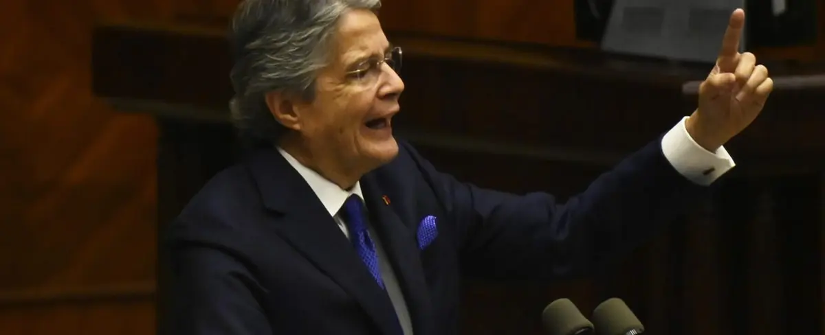 Avanza juicio político contra presidente Lasso en el Parlamento de Ecuador