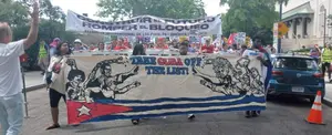 Marchan frente a la Casa Blanca contra el bloqueo y sanciones a Cuba