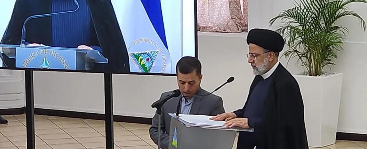 Presidente de Irán visita la Asamblea Nacional de Nicaragua